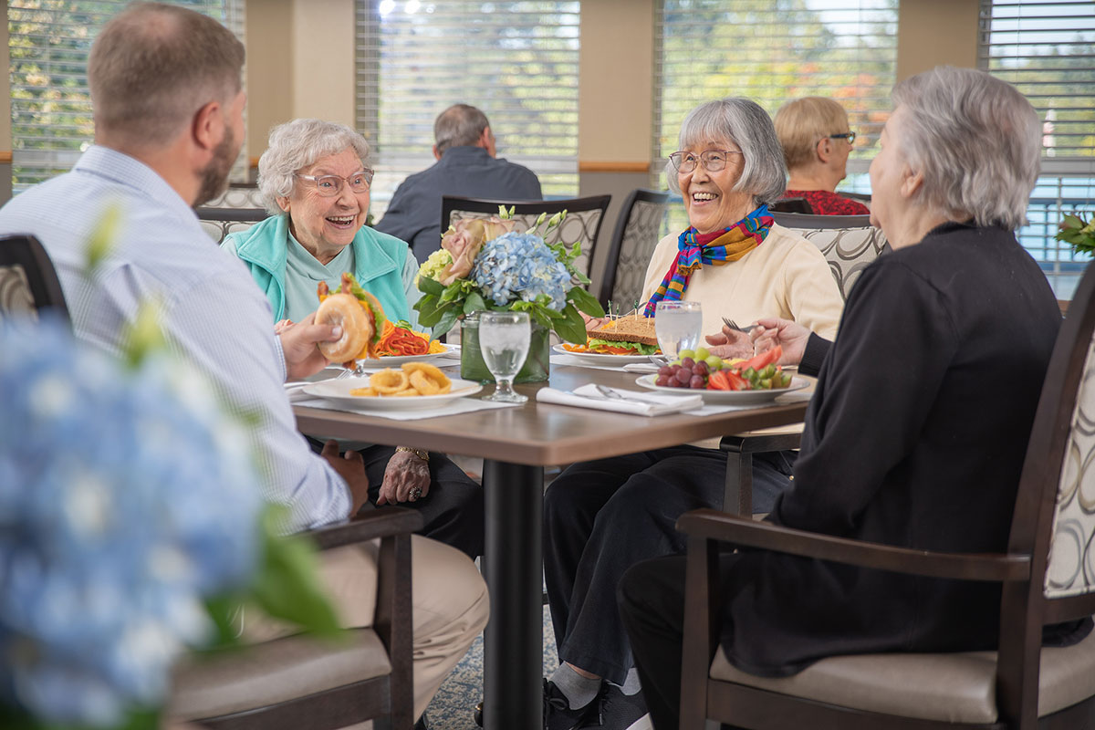 Dining room at Country Meadows